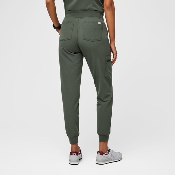 COPY - FIGS Women's Zamora Jogger Scrub Pants size XS petite kaki green - Picture 3 of 16